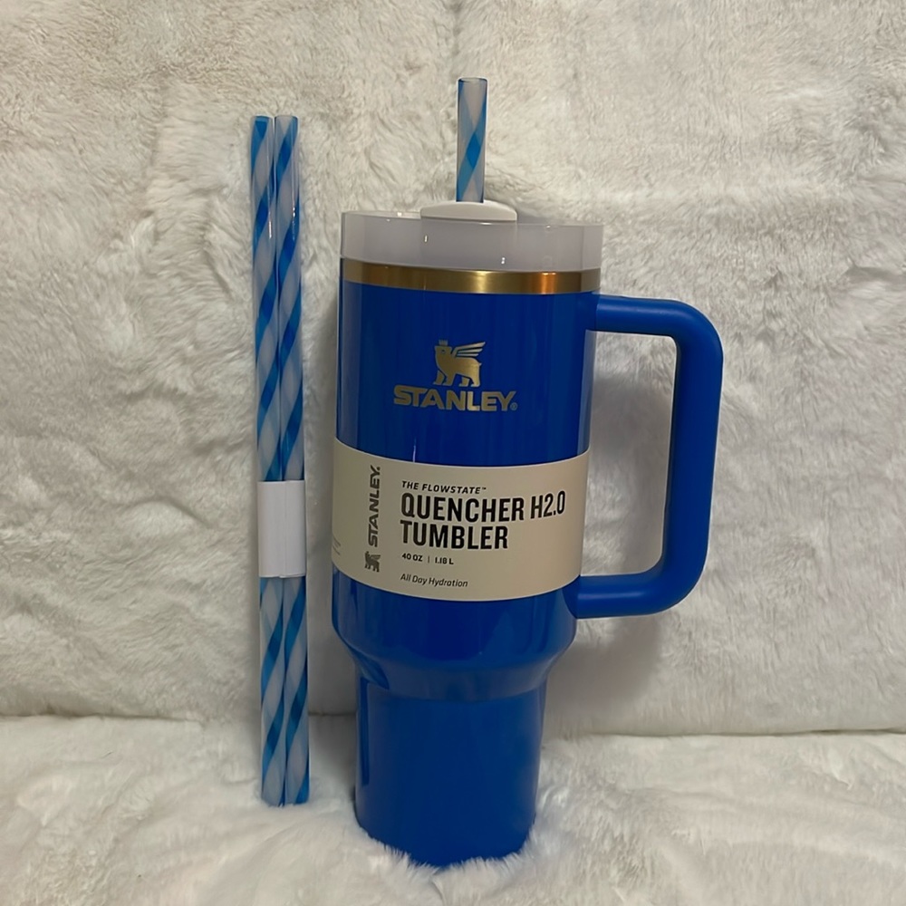 STANLEY ARCTIC TWIST THE QUENCHER H2.0 FLOWSTATE TUMBLER | 40 OZ